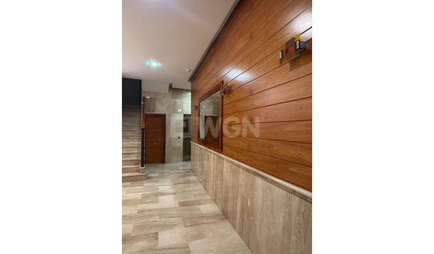 Reventa - Apartamento / piso - Orihuela - Orihuela Ciudad