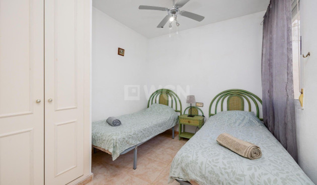 Wiederverkauf - Bungalow - Torrevieja - La Siesta - El Salado - Torreta