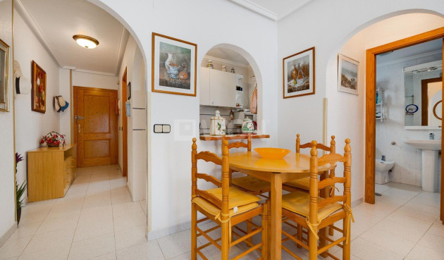 Reventa - Apartamento / piso - Torrevieja - Acequion