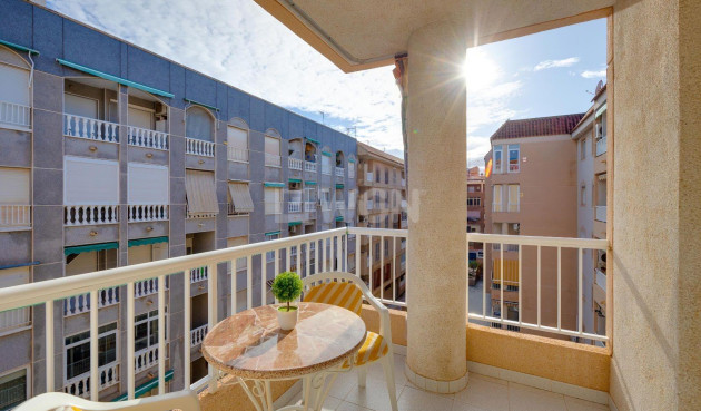 Reventa - Apartamento / piso - Torrevieja - Acequion
