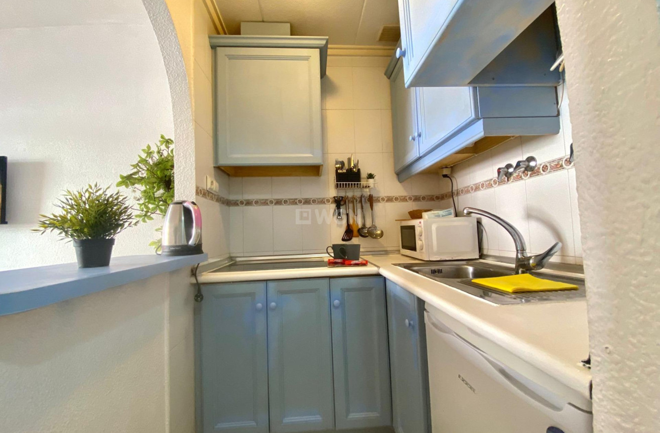 Reventa - Apartamento / piso - Torrevieja - Estacion De Autobuses