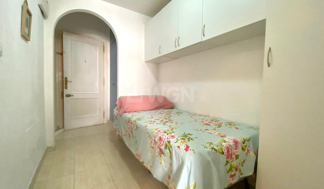 Reventa - Apartamento / piso - Torrevieja - Estacion De Autobuses