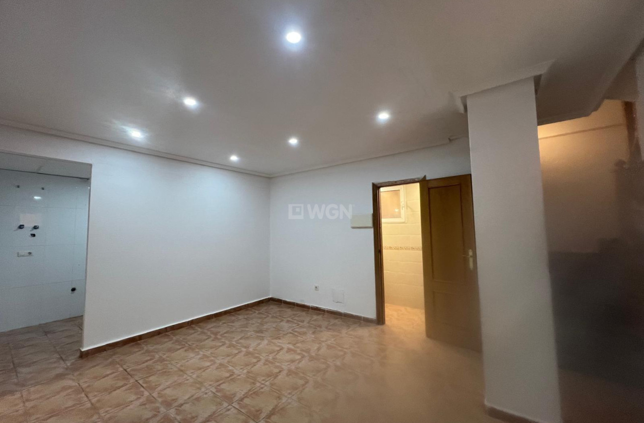 Resale - Villa - Orihuela Costa - Villamartín-las Filipinas