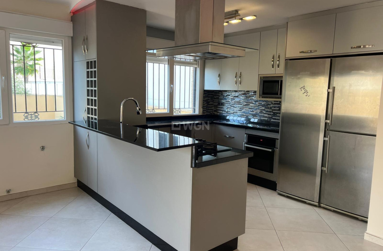 Resale - Villa - Orihuela Costa - Villamartín-las Filipinas