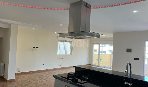 Resale - Villa - Orihuela Costa - Villamartín-las Filipinas