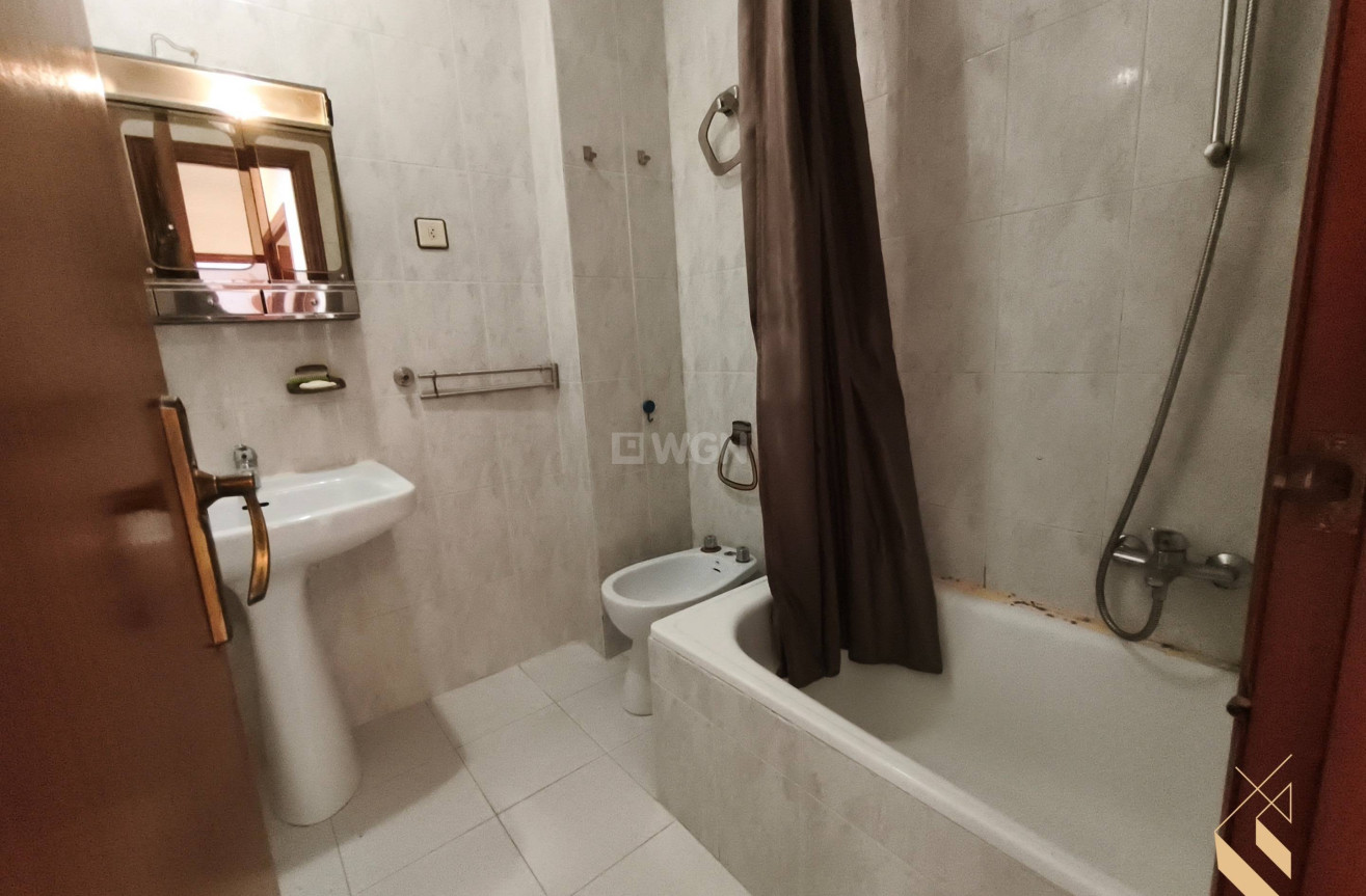 Odsprzedaż - Mieszkanie w bloku - Lo Pagan - LA PUNTICA