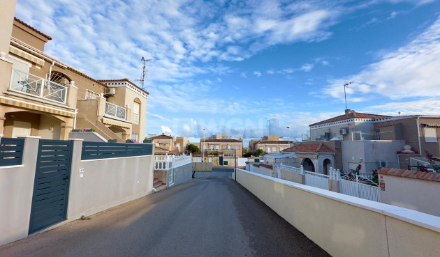Resale - Bungalow - Torrevieja - Torreblanca