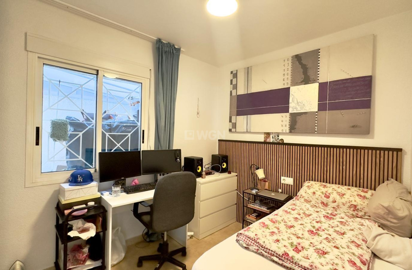 Resale - Bungalow - Torrevieja - Torreblanca