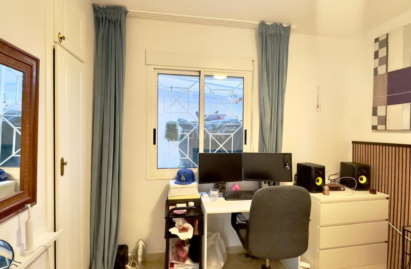 Resale - Bungalow - Torrevieja - Torreblanca