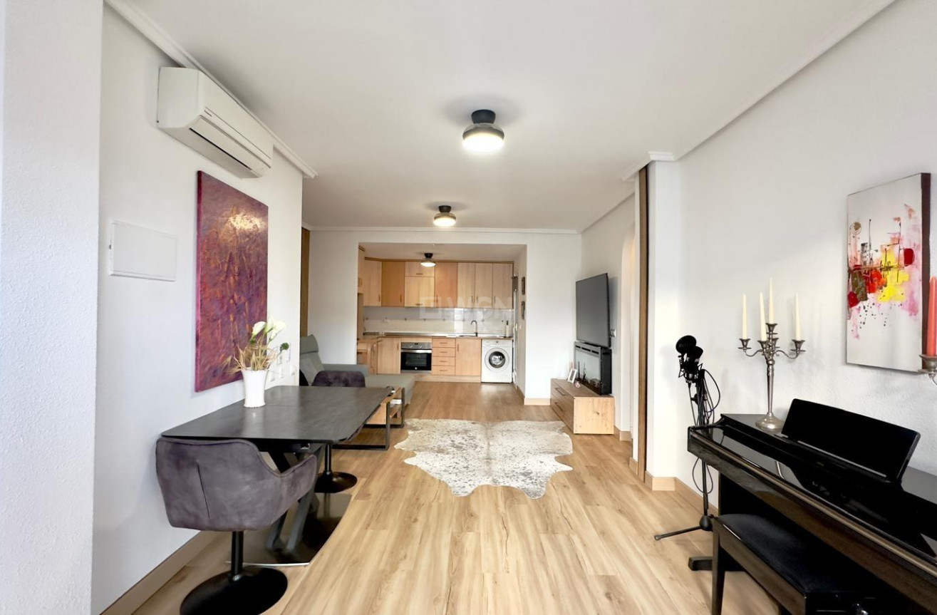 Resale - Bungalow - Torrevieja - Torreblanca