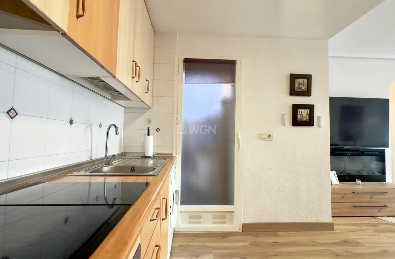 Resale - Bungalow - Torrevieja - Torreblanca