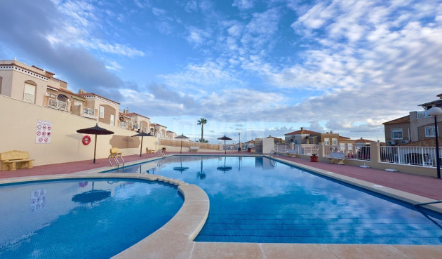 Resale - Bungalow - Torrevieja - Torreblanca