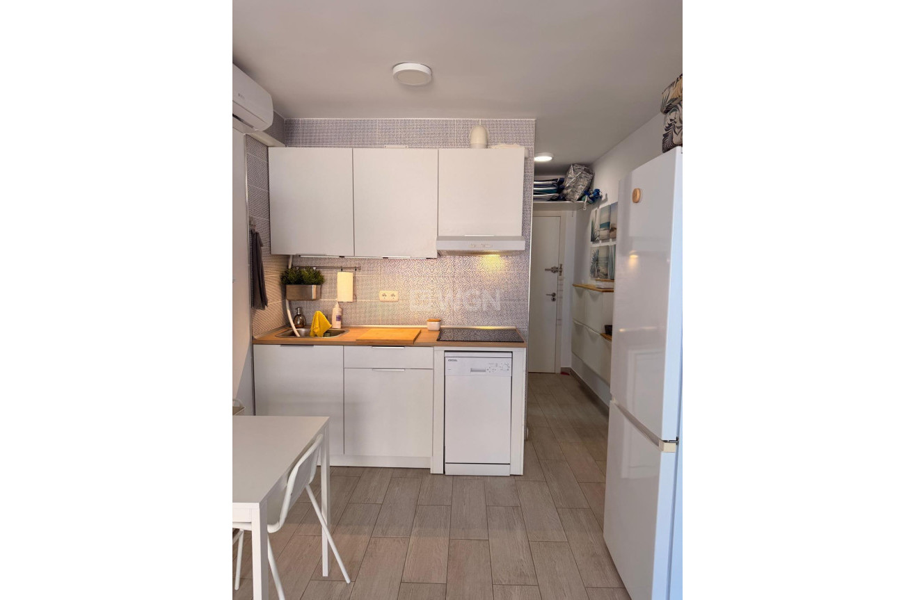 Reventa - Apartamento / piso - Pilar de la Horadada - Mil Palmeras