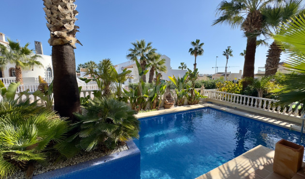 Reventa - Villa - Orihuela Costa - Costa Blanca