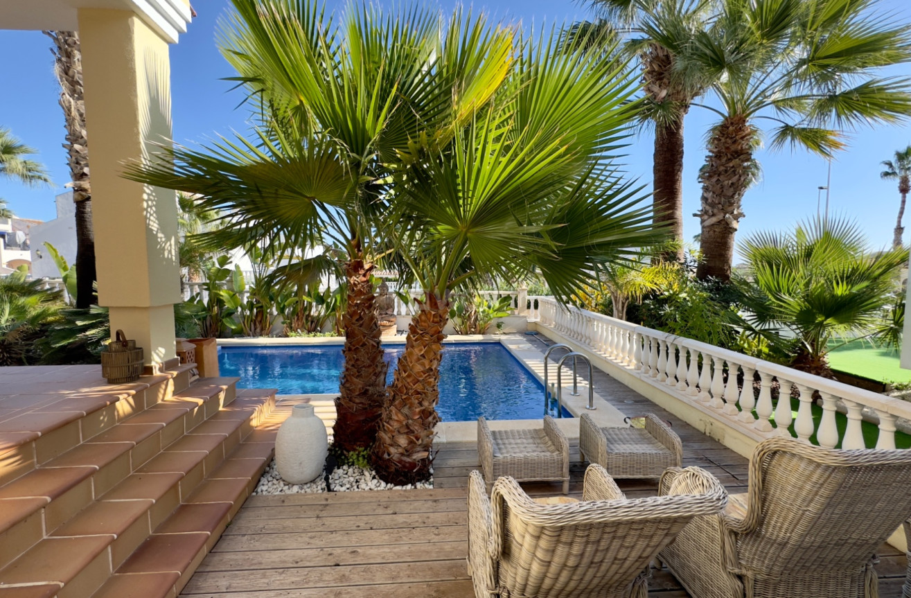 Reventa - Villa - Orihuela Costa - Costa Blanca