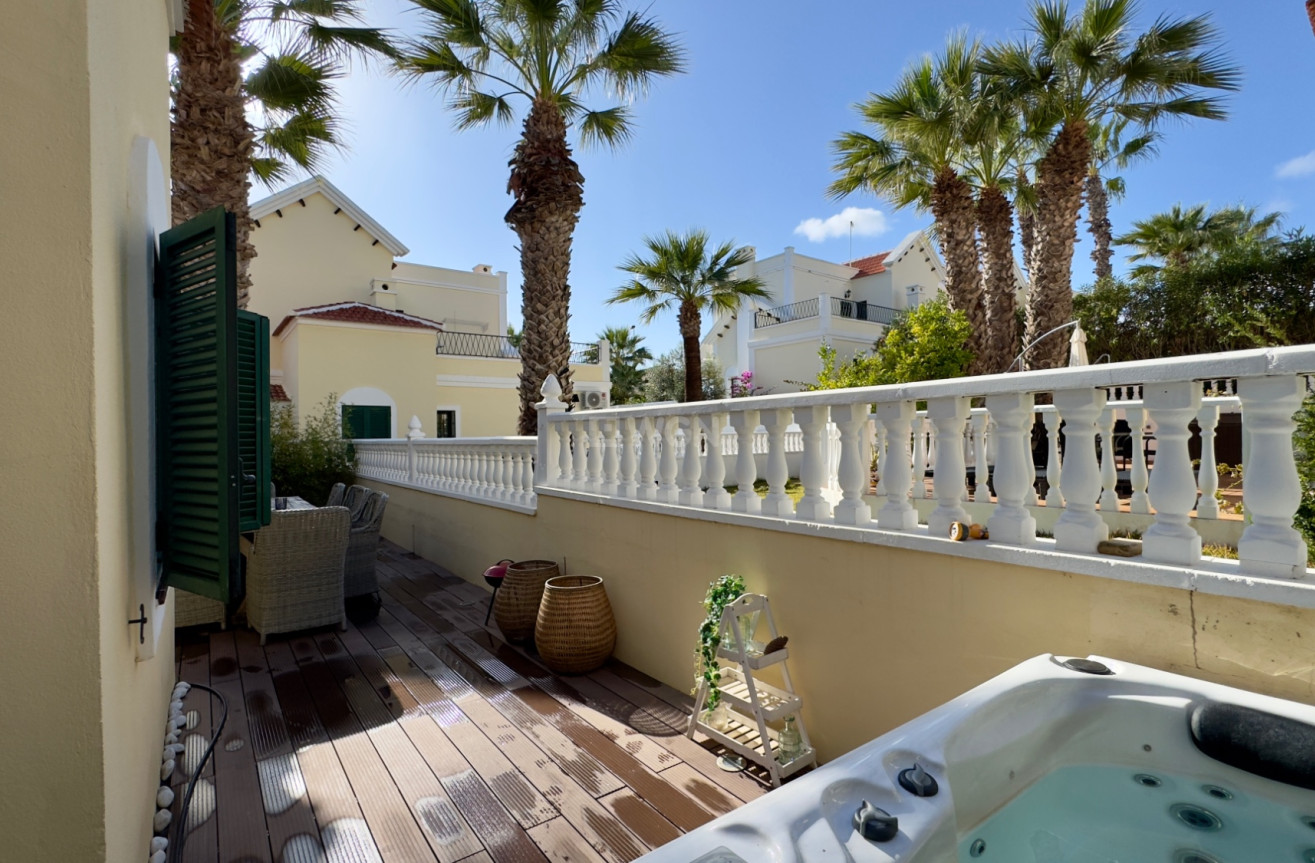 Reventa - Villa - Orihuela Costa - Costa Blanca