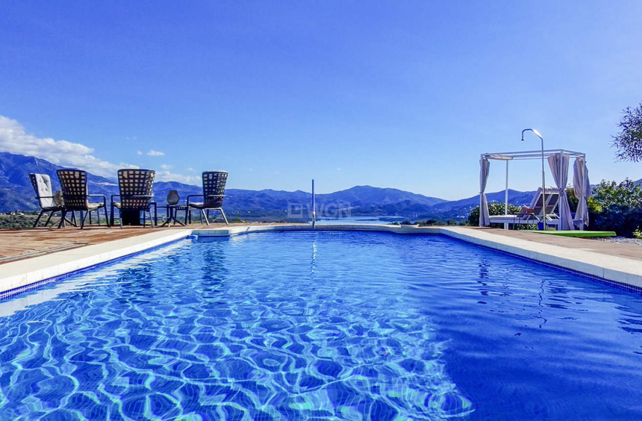 Resale - Villa - La Vinuela - Inland