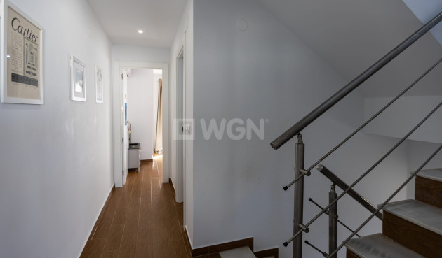 Odsprzedaż - Kamienica - Torrevieja - Costa Blanca