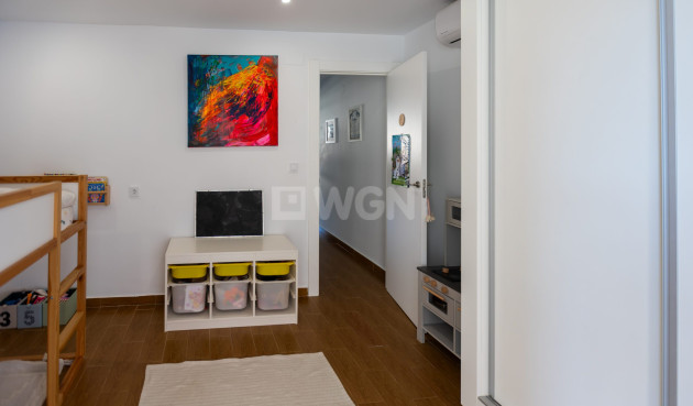 Odsprzedaż - Kamienica - Torrevieja - Costa Blanca