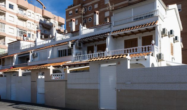 Odsprzedaż - Kamienica - Torrevieja - Costa Blanca