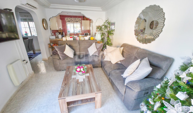 Resale - Villa - Villamartin - Costa Blanca