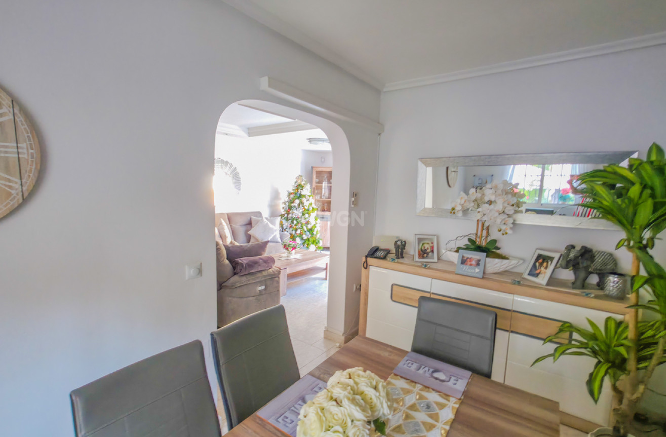 Resale - Villa - Villamartin - Costa Blanca