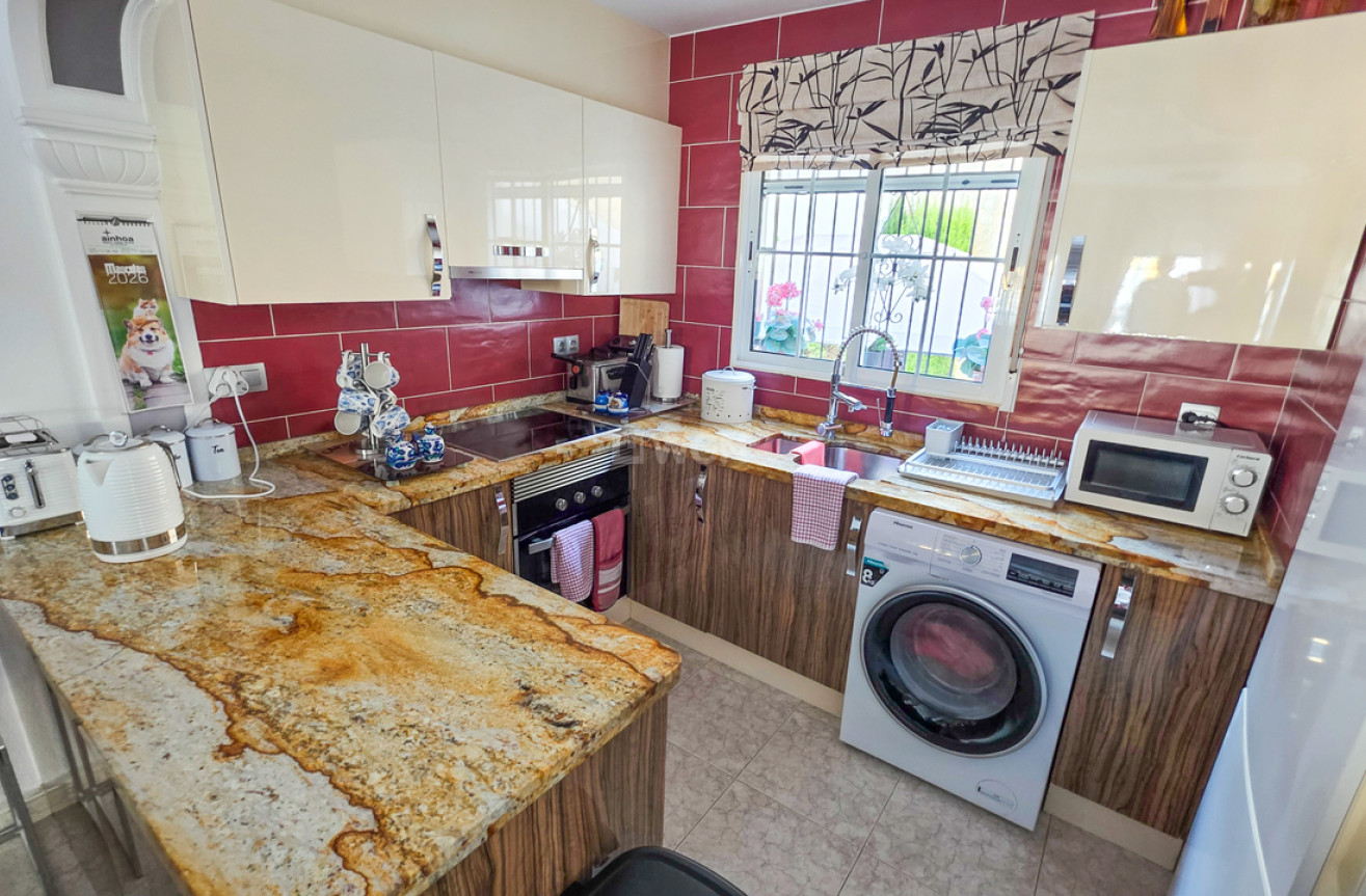 Resale - Villa - Villamartin - Costa Blanca