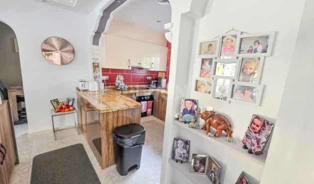 Resale - Villa - Villamartin - Costa Blanca