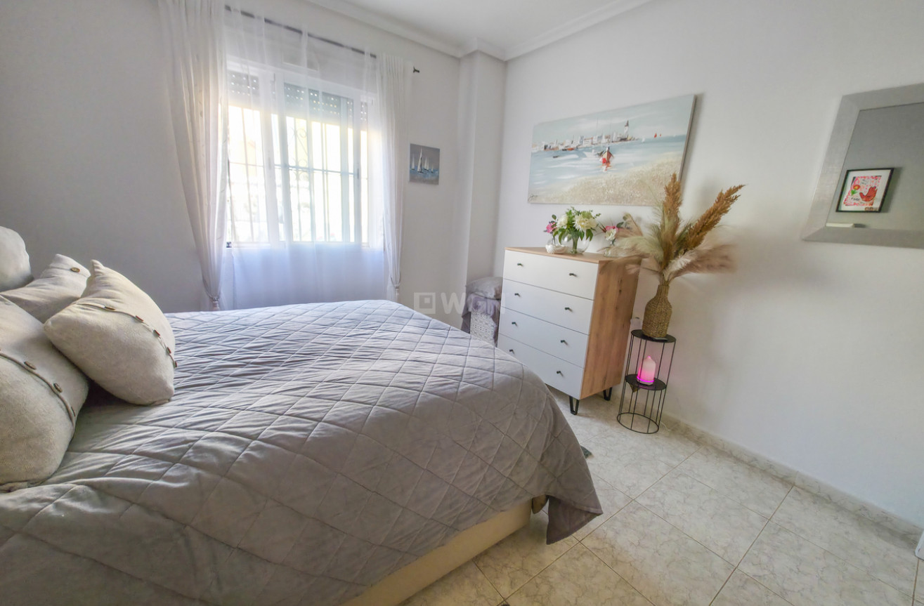 Resale - Villa - Villamartin - Costa Blanca