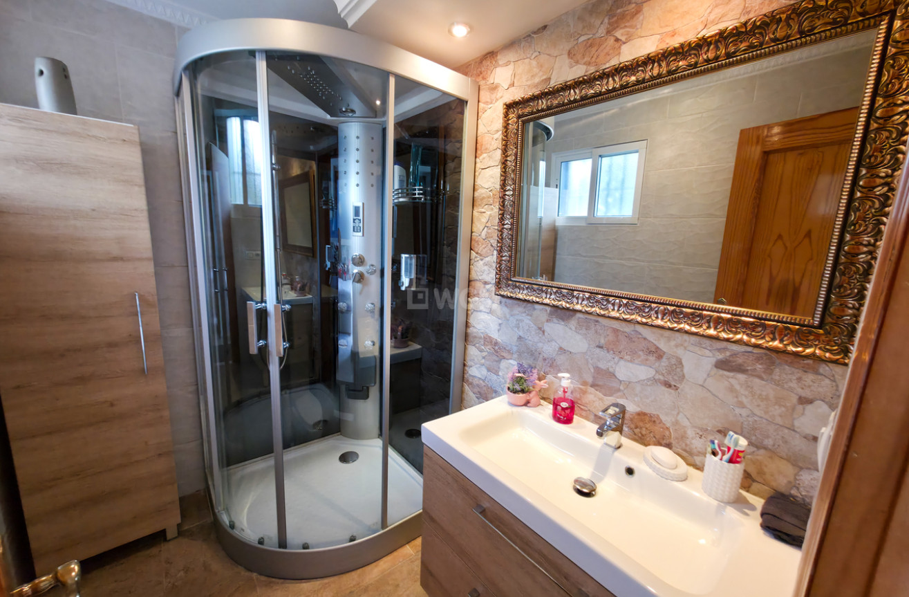 Resale - Villa - Villamartin - Costa Blanca