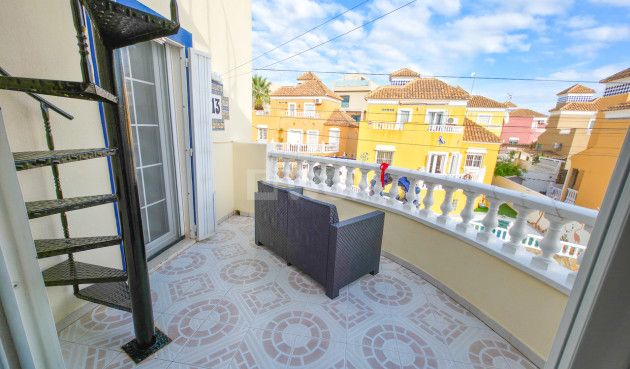 Resale - Villa - Villamartin - Costa Blanca