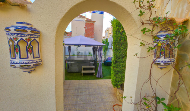 Resale - Villa - Villamartin - Costa Blanca