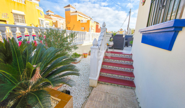 Resale - Villa - Villamartin - Costa Blanca