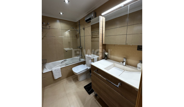 Resale - Apartment / flat - Guardamar del Segura - Costa Blanca