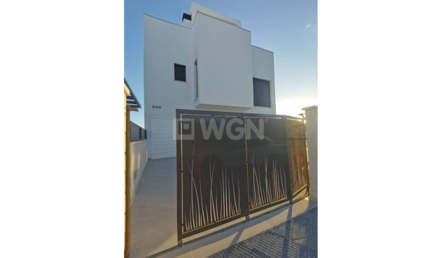 Resale - Villa - Los Montesinos - Costa Blanca