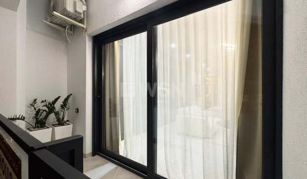 Reventa - Apartamento / piso - Torrevieja - Playa de los Locos