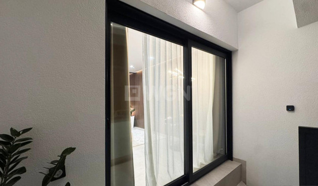 Reventa - Apartamento / piso - Torrevieja - Playa de los Locos