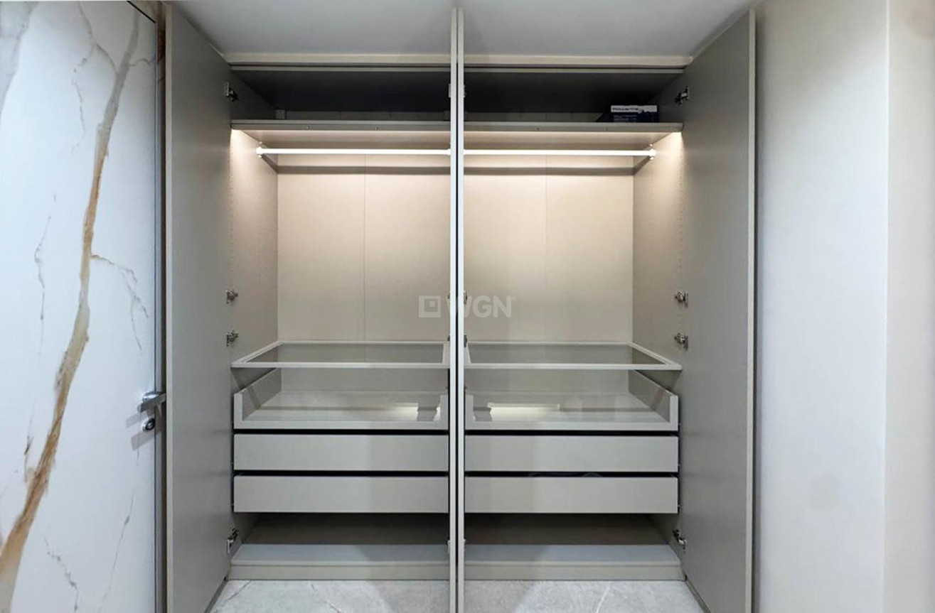 Reventa - Apartamento / piso - Torrevieja - Playa de los Locos