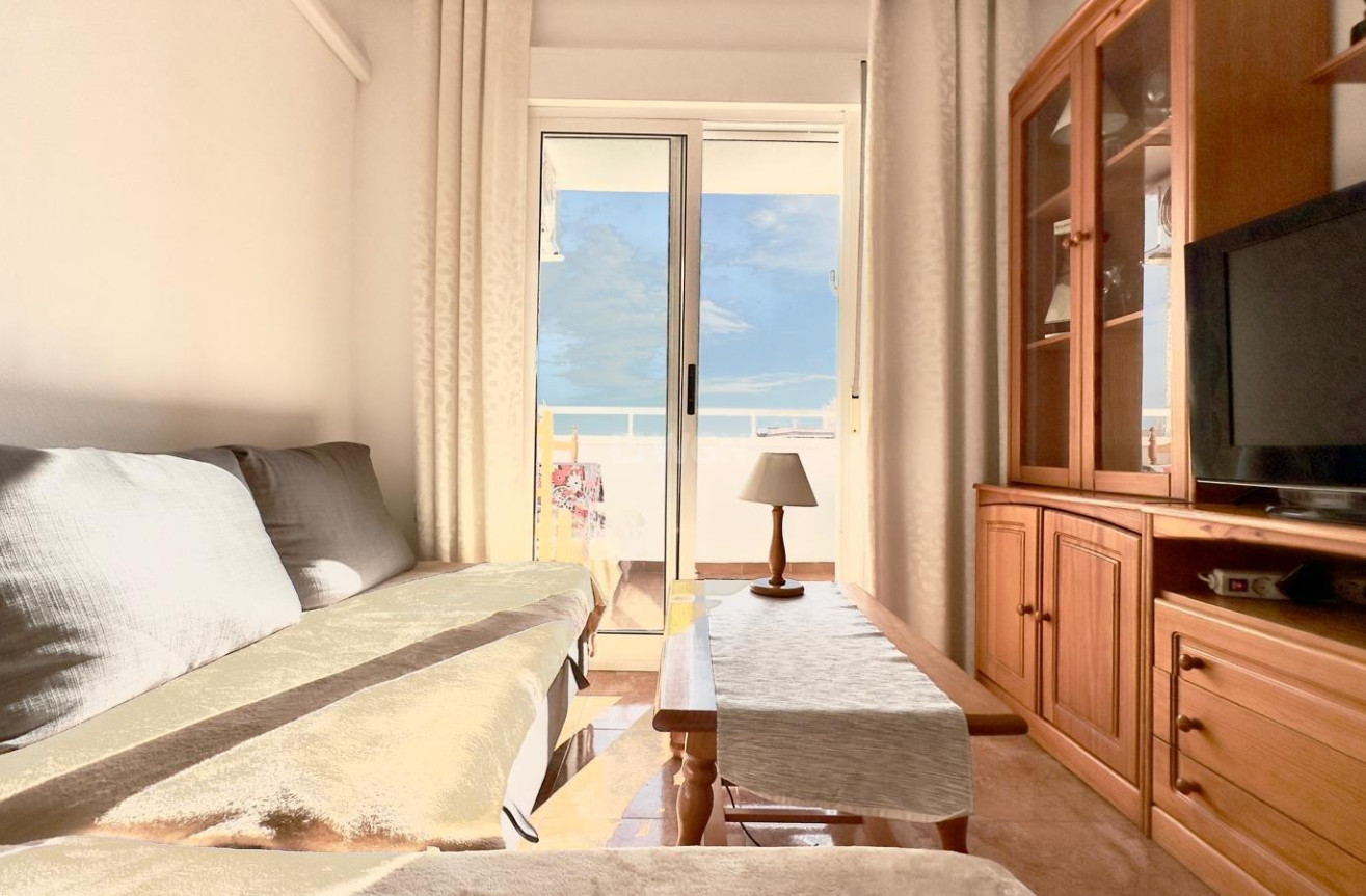 Resale - Apartment / flat - Torrevieja - Centro