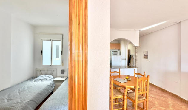 Resale - Apartment / flat - Torrevieja - Centro