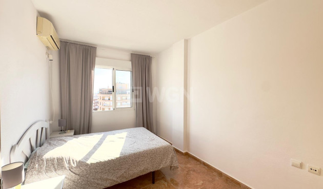 Resale - Apartment / flat - Torrevieja - Centro