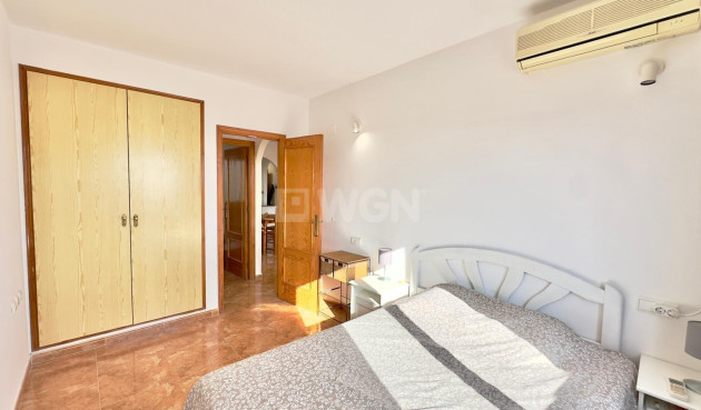 Resale - Apartment / flat - Torrevieja - Centro