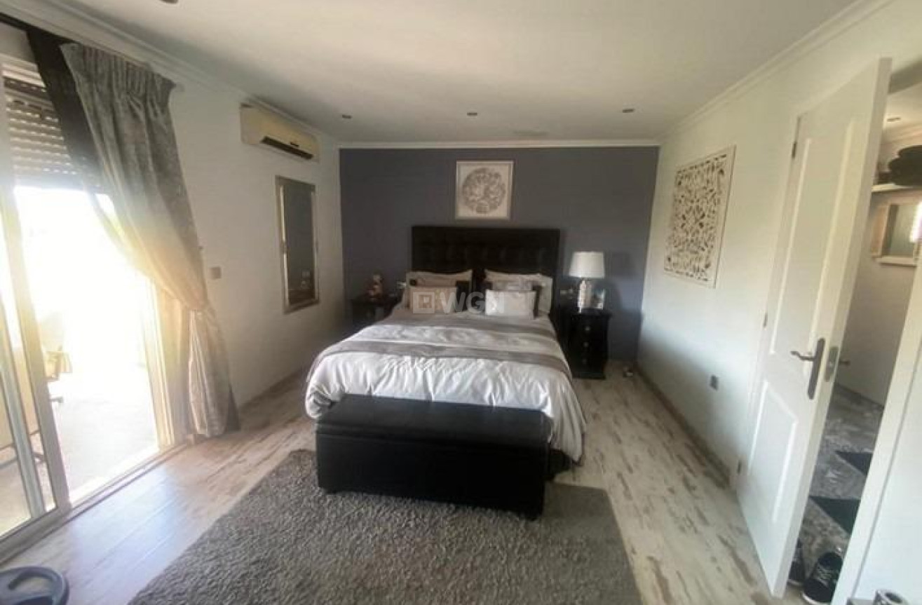 Resale - Villa - Albatera - Campo De Albatera