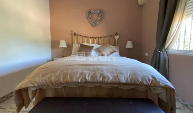 Resale - Villa - Albatera - Campo De Albatera