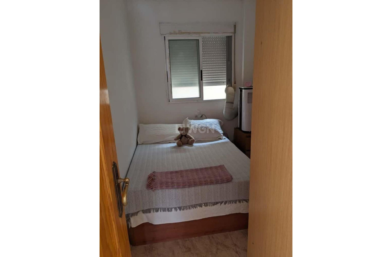 Wiederverkauf - Wohnung - Torrevieja - Playa del Cura