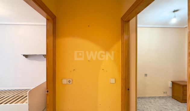 Resale - Apartment / flat - Torrevieja - La Mata Pueblo