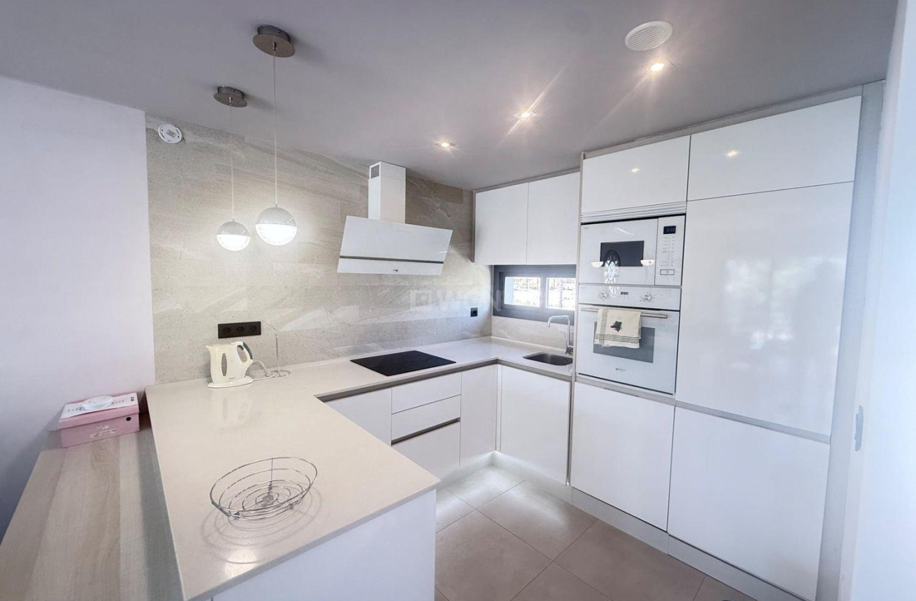 Resale - Bungalow - Guardamar del Segura - Oasis Beach