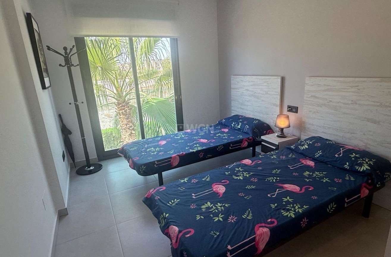 Resale - Bungalow - Guardamar del Segura - Oasis Beach