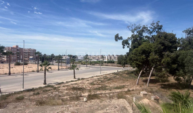 Resale - Bungalow - Guardamar del Segura - Oasis Beach