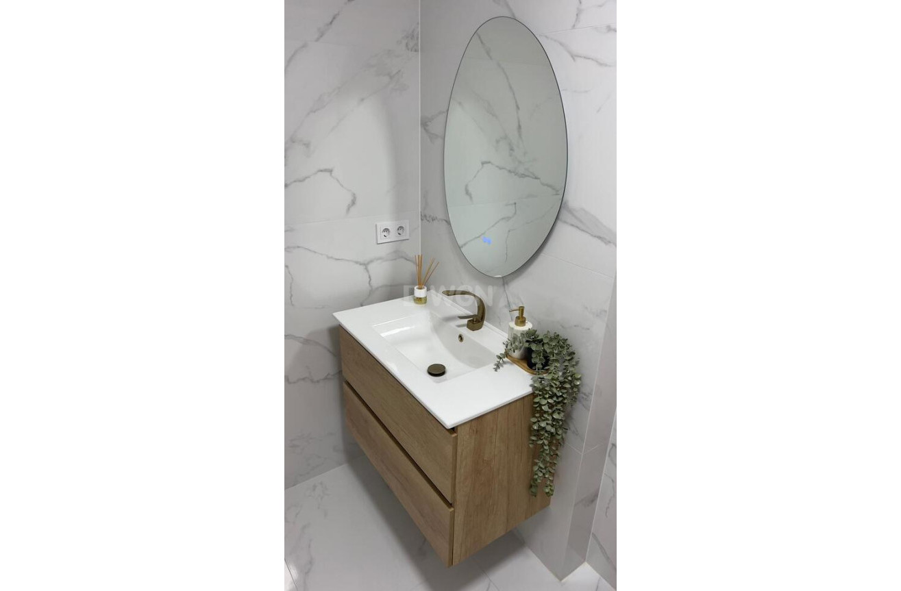 Resale - Apartment / flat - Orihuela Costa - Costa Blanca